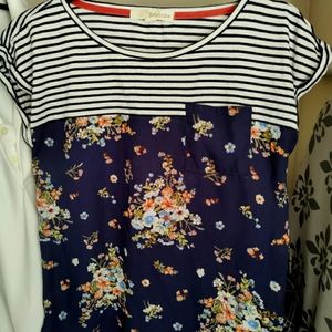 XSmall blue floral blouse